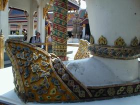 Fuß einer Wächterstatue