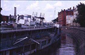 Schiffswrack in der Moskwa